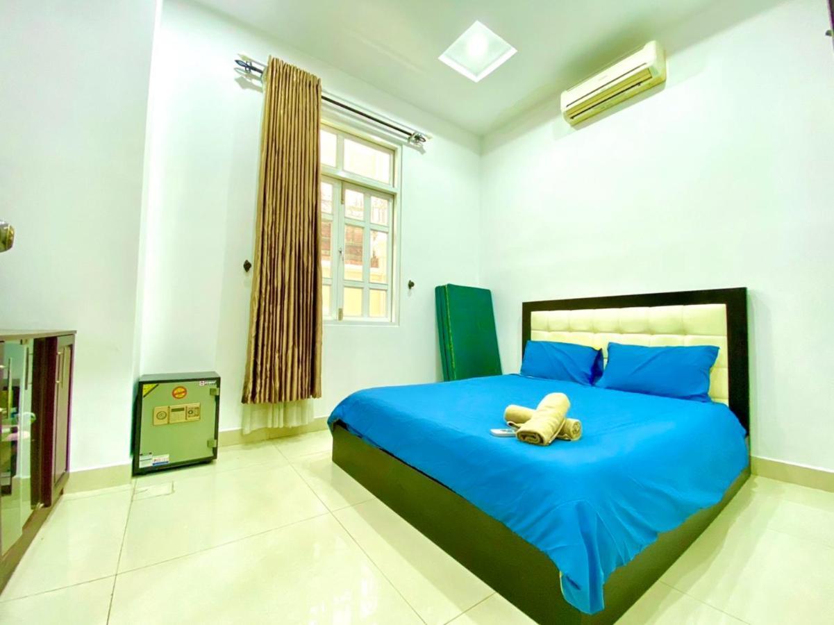 Gem 15, Biet Thu 8 Phong Ngu Lon, Ho Boi Lon