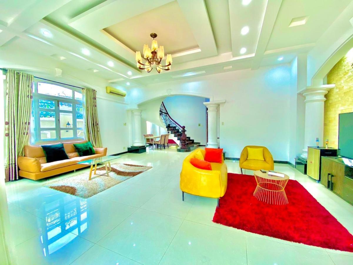 Gem 15, Biet Thu 8 Phong Ngu Lon, Ho Boi Lon Ho Chi Minh City