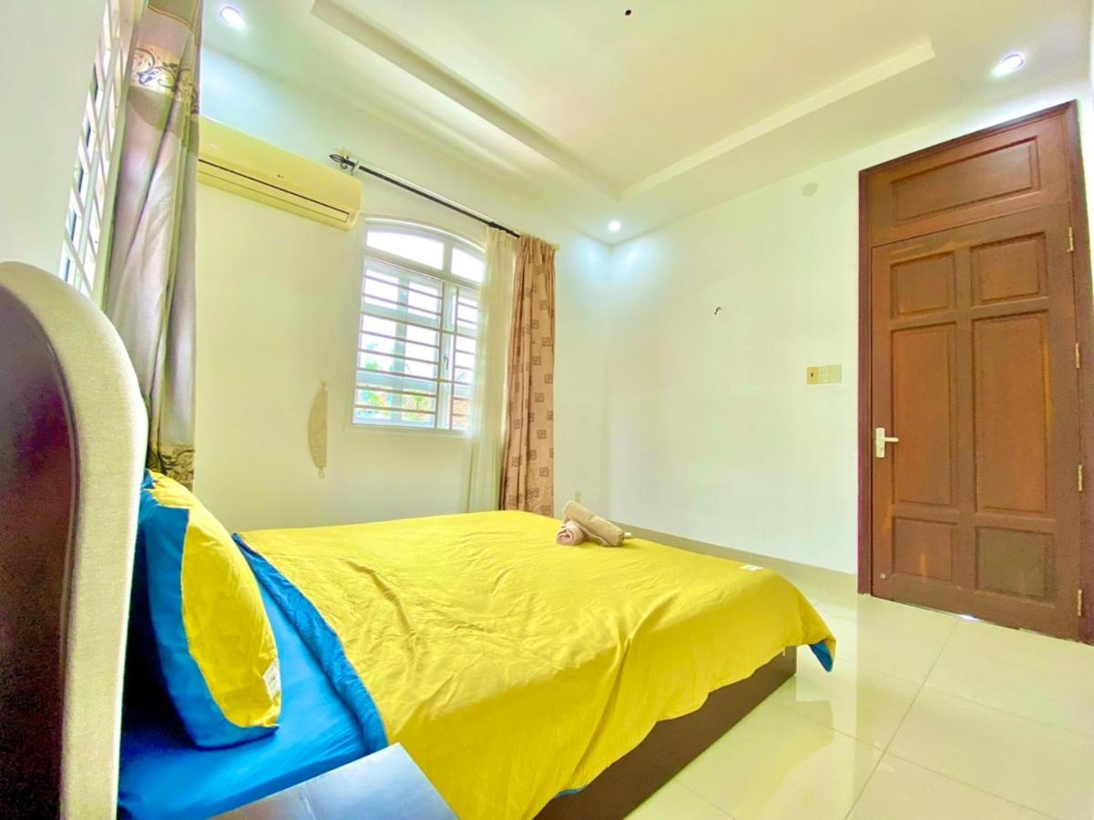 Gem 15, Biet Thu 8 Phong Ngu Lon, Ho Boi Lon *