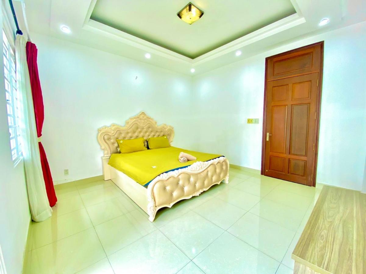 Villa Gem 15, Biet Thu 8 Phong Ngu Lon, Ho Boi Lon *